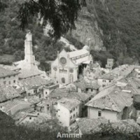 Veduta aerea di Gemona del Friuli dopo il terremoto del 6 maggio 1976 (Foto Ilo Battigelli in Archivio Multimediale della Memoria dell'Emigrazione Regionale-AMMER)