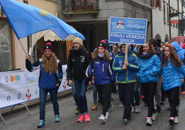 Cerimonia di apertura delle finali nazionali dei Campionati studenteschi degli Sport invernali, in piazza XX Settembre - Tolmezzo 08/03/2016