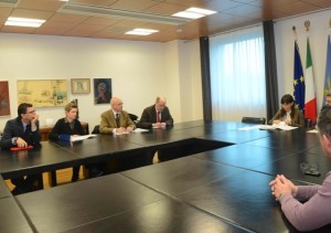 Debora Serracchiani (Presidente Regione Friuli Venezia Giulia) incontra i rappresentanti dei lavoratori e dei sindacati di categoria sulla situazione della Hypo Alpe Adria Bank S.p.A. - Udine 21/03/2016