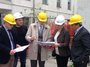 Mariagrazia Santoro (Assessore regionale Infrastrutture e Territorio) e Francesco Martines (Sindaco Palmanova) in sopralluogo per la riqualificazione dell'ex Ospedale civile - Palmanova 18/04/2016